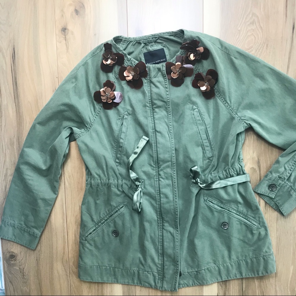 Lightweight cargo jacket
